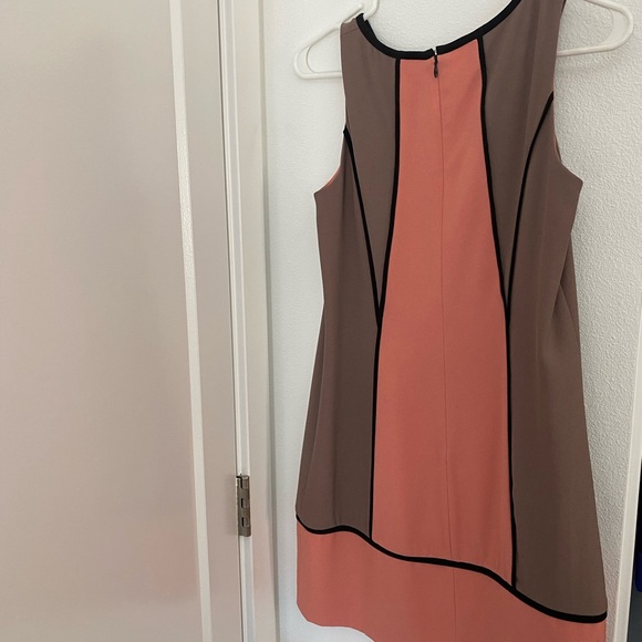 Jessica Simpson size 4 shift dress - Picture 2 of 3